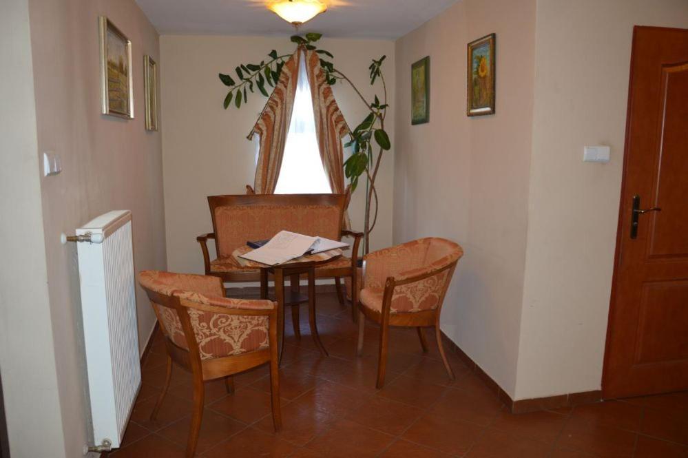 Jurajska Perla Hotel Patnow Exterior photo